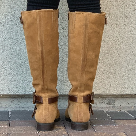 Tan Leather Distressed Lug Sole Knee High Boots - Picture 6 of 8